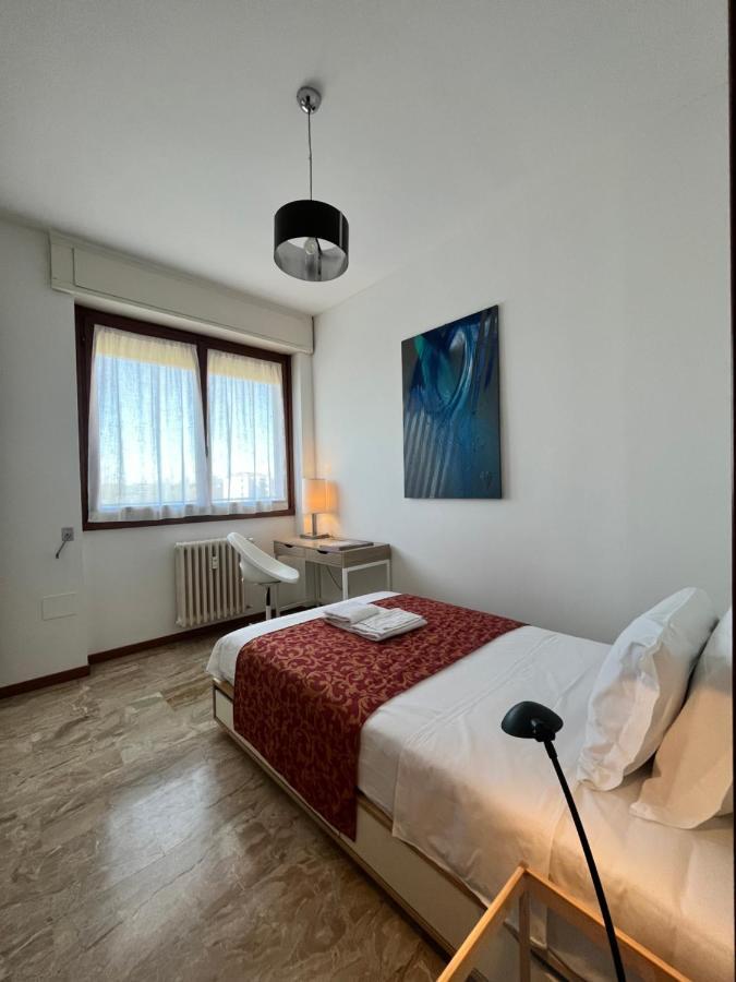 Green Guest House ميلان المظهر الخارجي الصورة