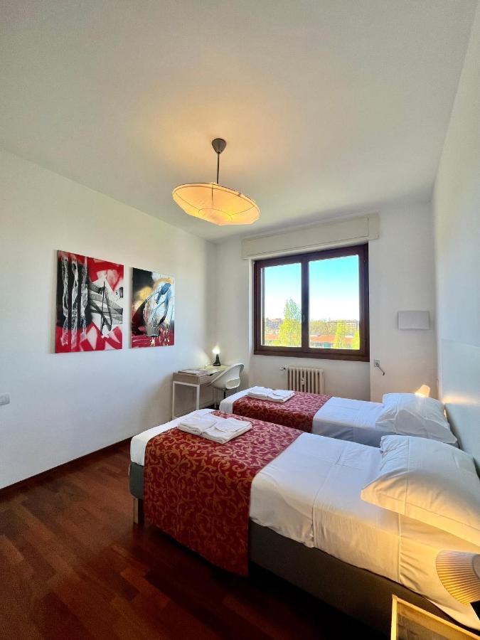 Green Guest House ميلان المظهر الخارجي الصورة