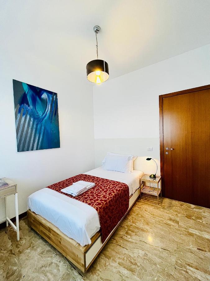 Green Guest House ميلان المظهر الخارجي الصورة